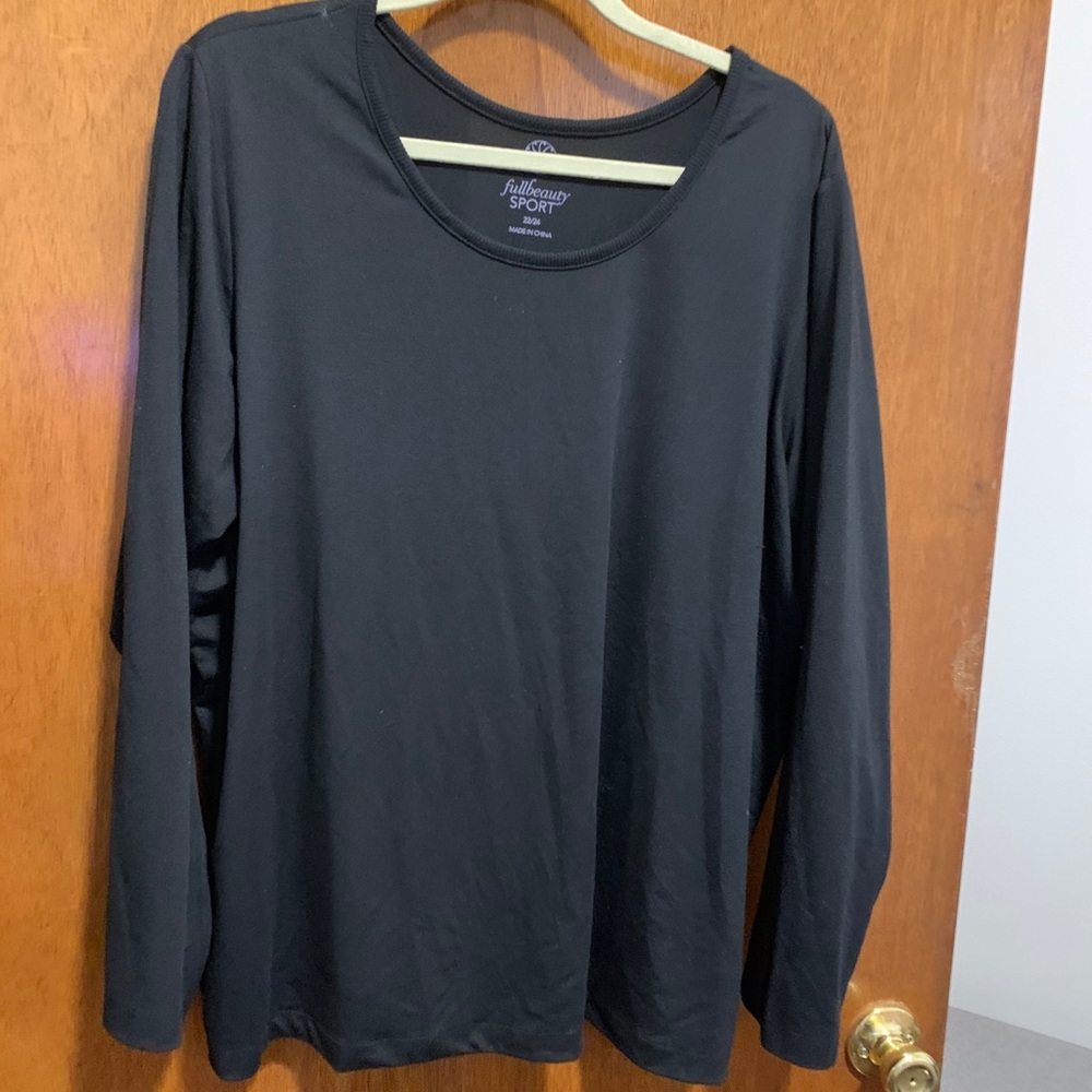 Full Beauty black long sleeved shirt